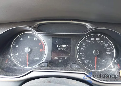 2015 Audi A4 2.0T Premium z USA, uszkodzony, nr VIN WAUFFAFL5FN014095